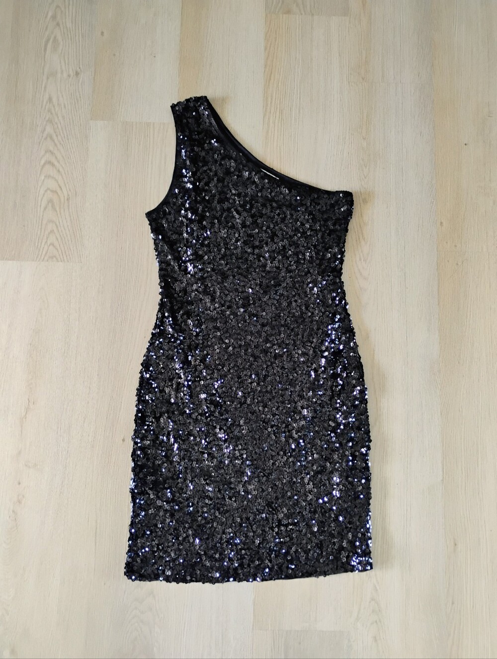 One-Shoulder Black Sequin Mini Dress
